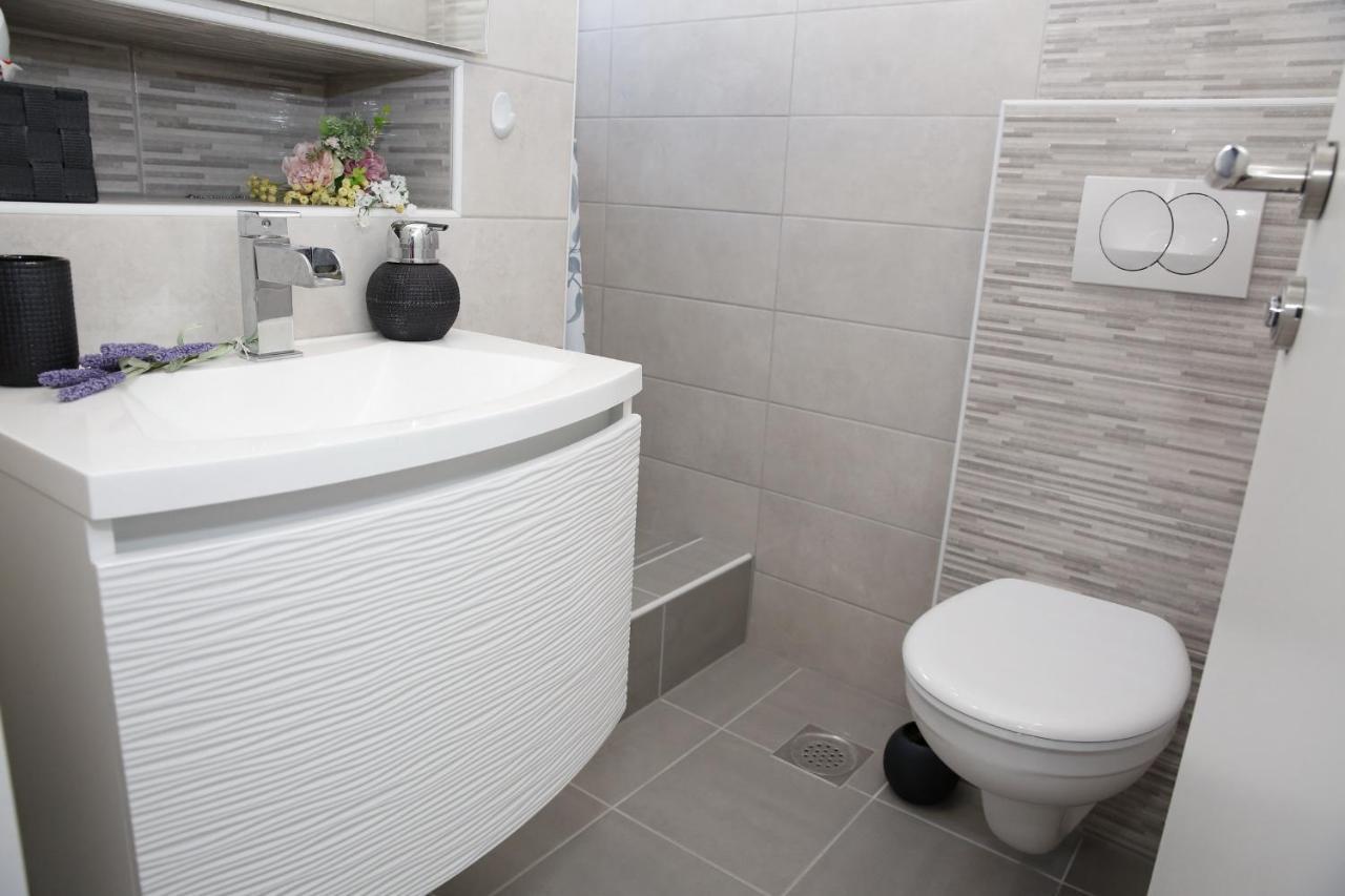 Apartments Stonehouse Vodice Exterior foto